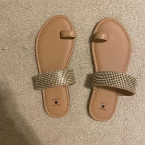 Shade & Sore sandals